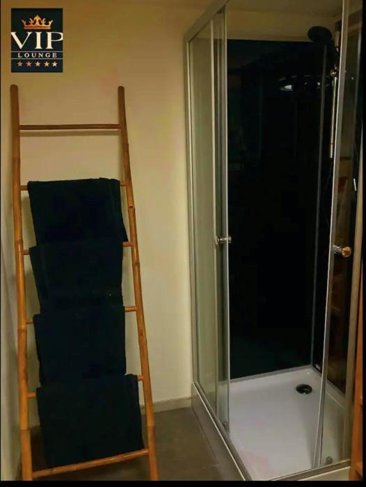 Vip Lounge Appartement Avec Jacuzzi Et Jardin Andenne Extérieur photo